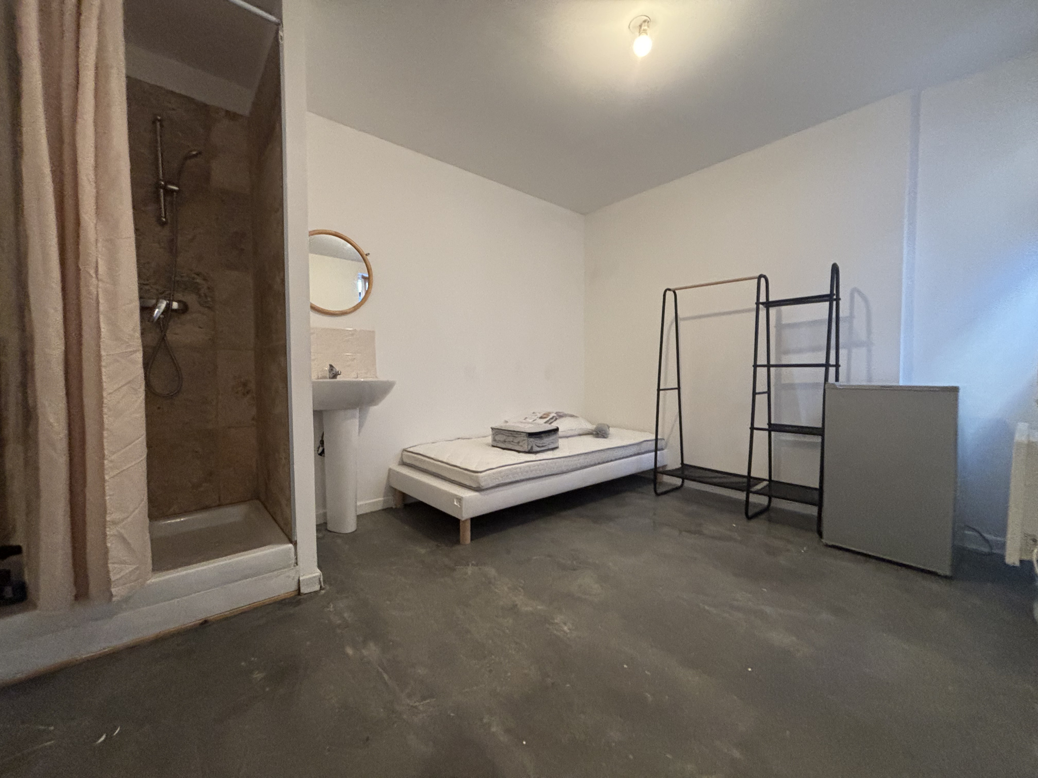 Maison de 90m2 en colocation 4 chambres meublées et un studio meublé